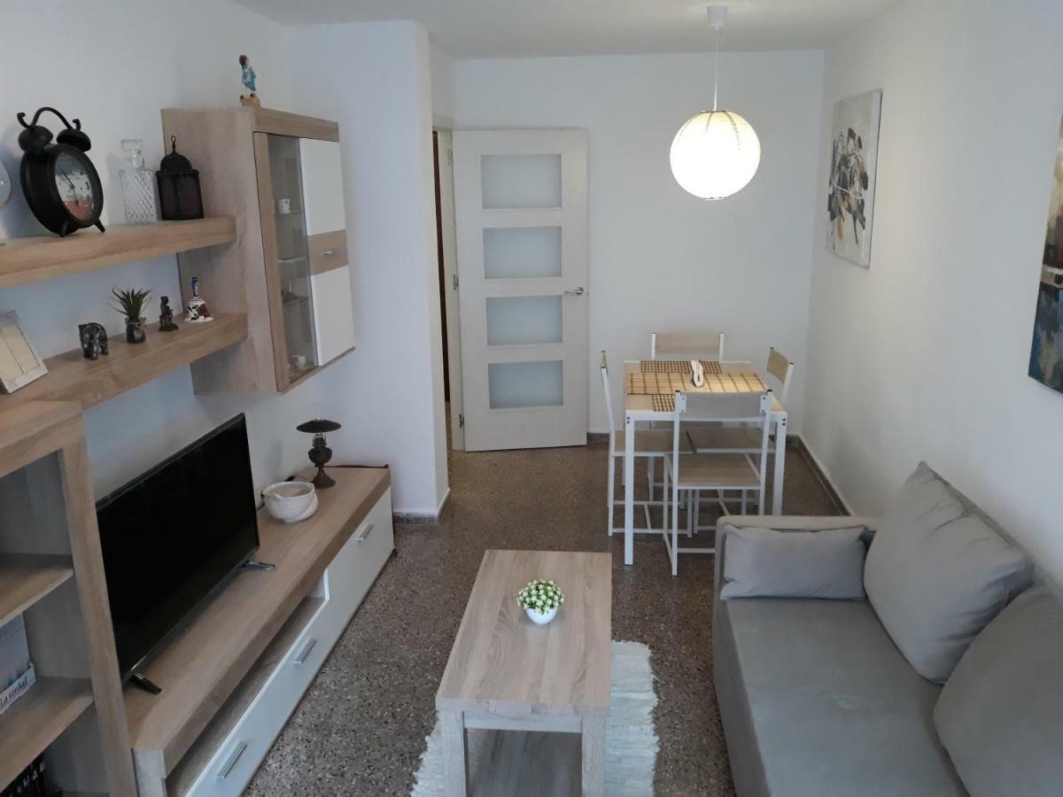 Apartamento Aparta Patryzio Peres Torrevieja Exterior foto